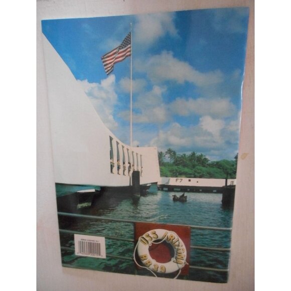 Pearl Harbor USS Arizona Memorial Book Eyewitness - Picture 5 of 5